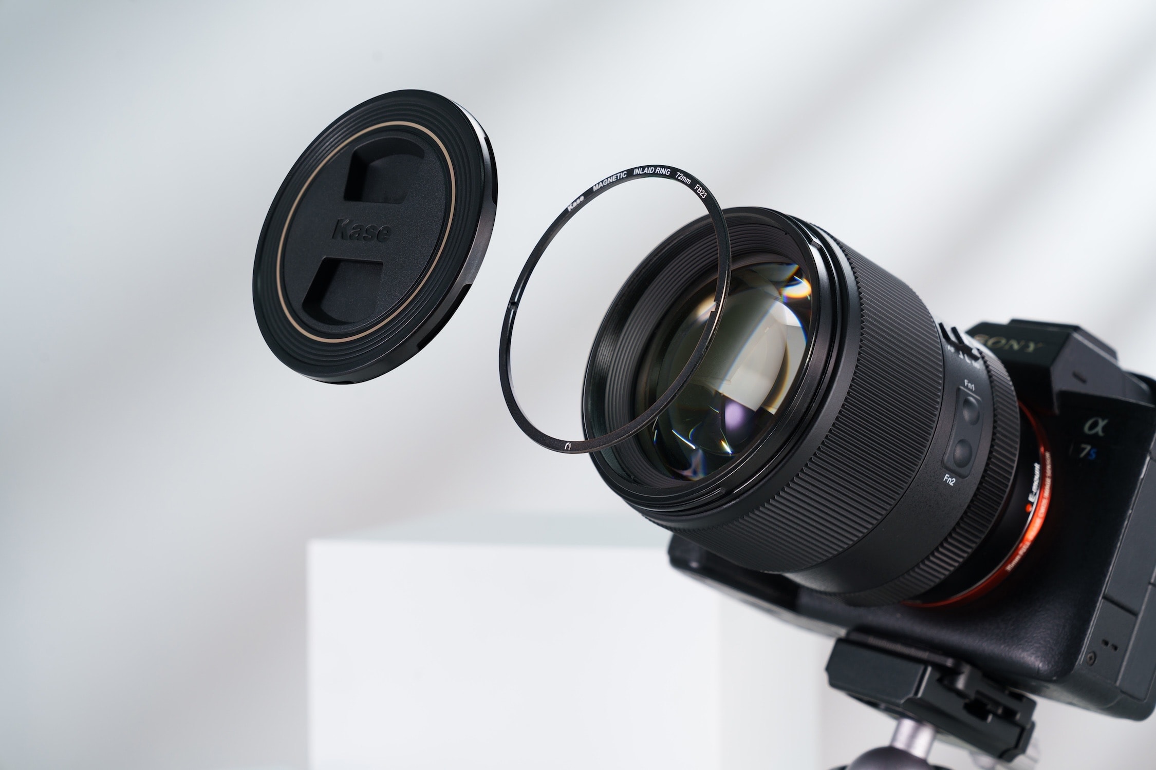 KW Revolution Magnetic Lens Cap Set incl. Inlaid Adapter Ring