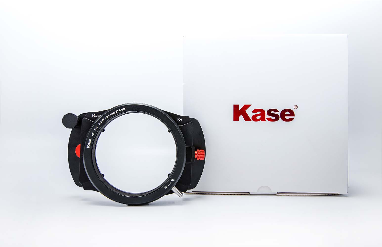K100 K9 filter holder set for Sony 14mm F1.8 with K150P polarizing filter K100 K9 filter holder set for Sony 14mm F1.8 with K150P polarizing filter