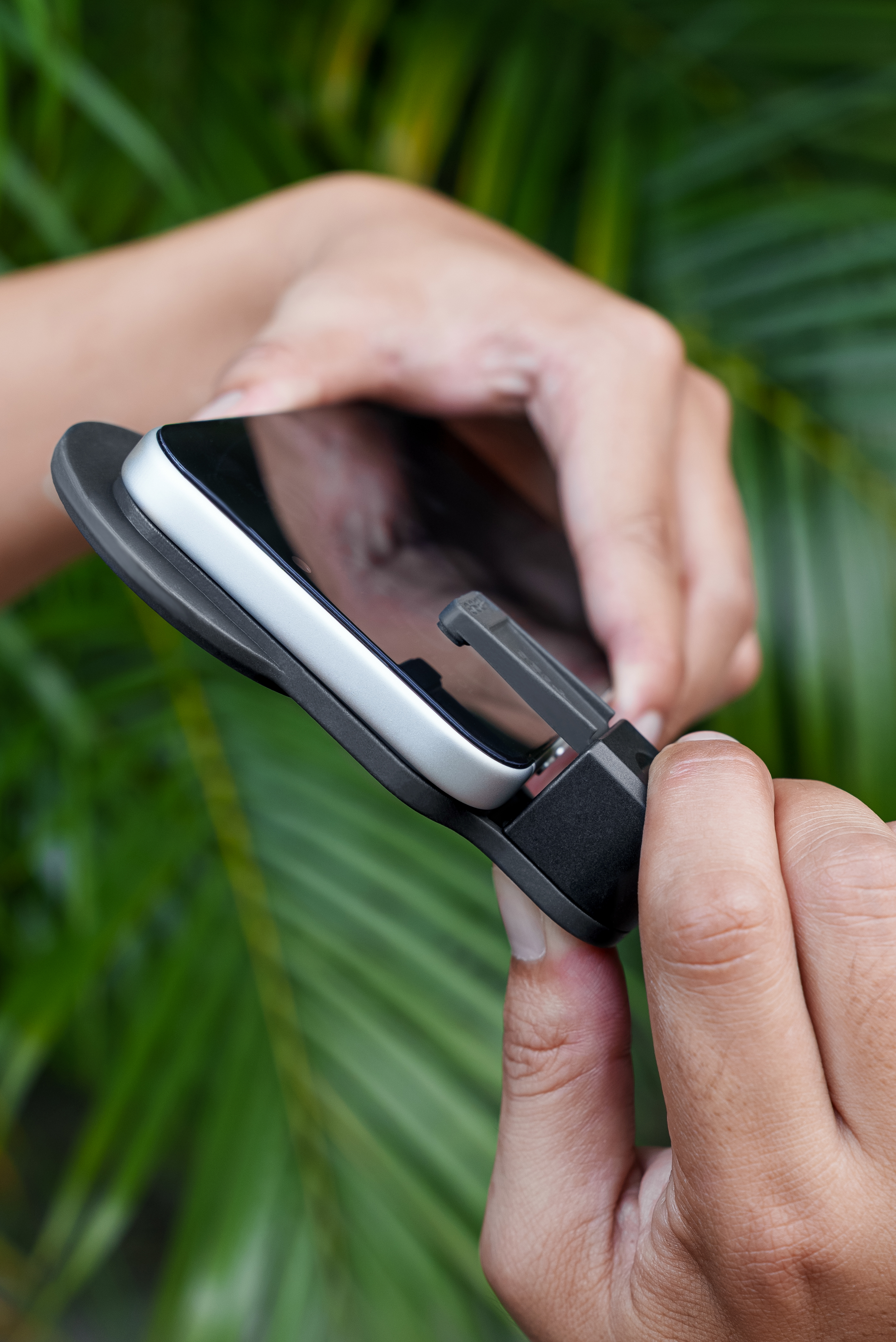 Держатель фильтра для смартфона серии Phone 17