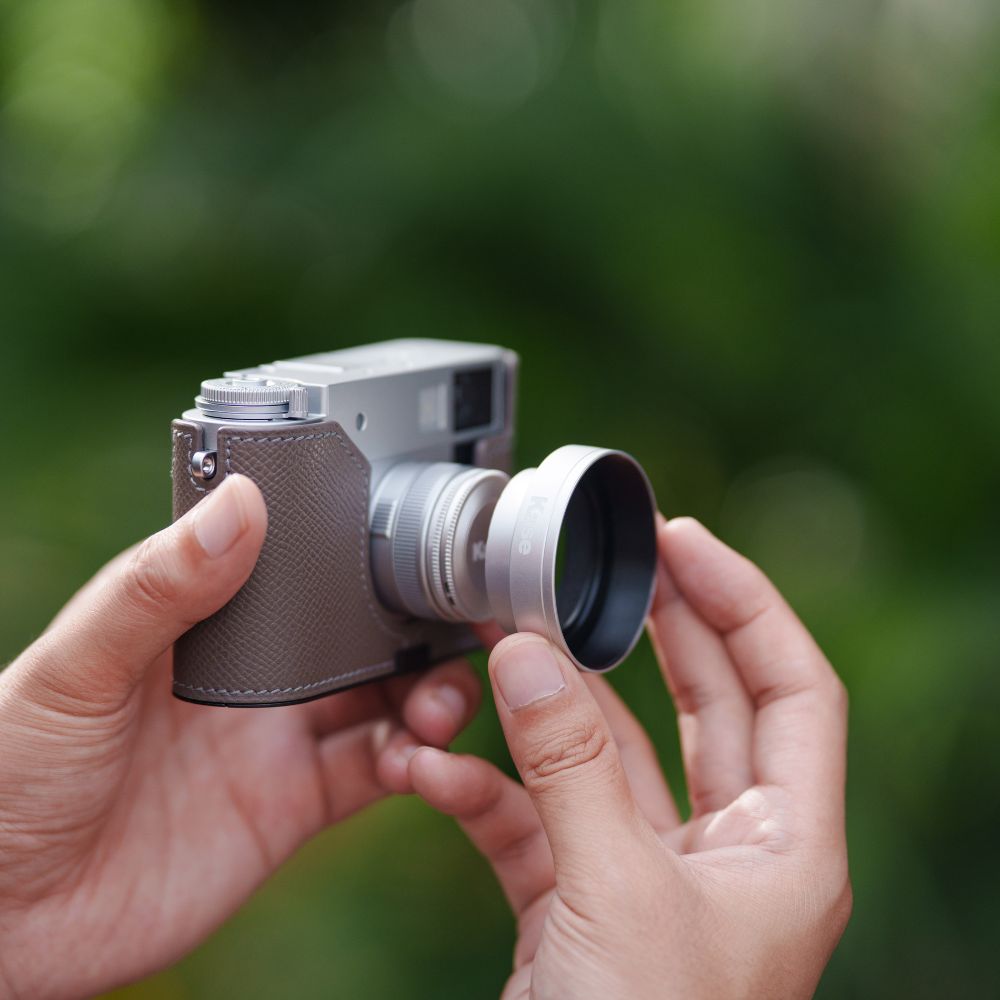 Paraluce magnetico (argento) per la fotocamera Fujifilm X Half Paraluce magnetico (argento) per la fotocamera Fujifilm X Half