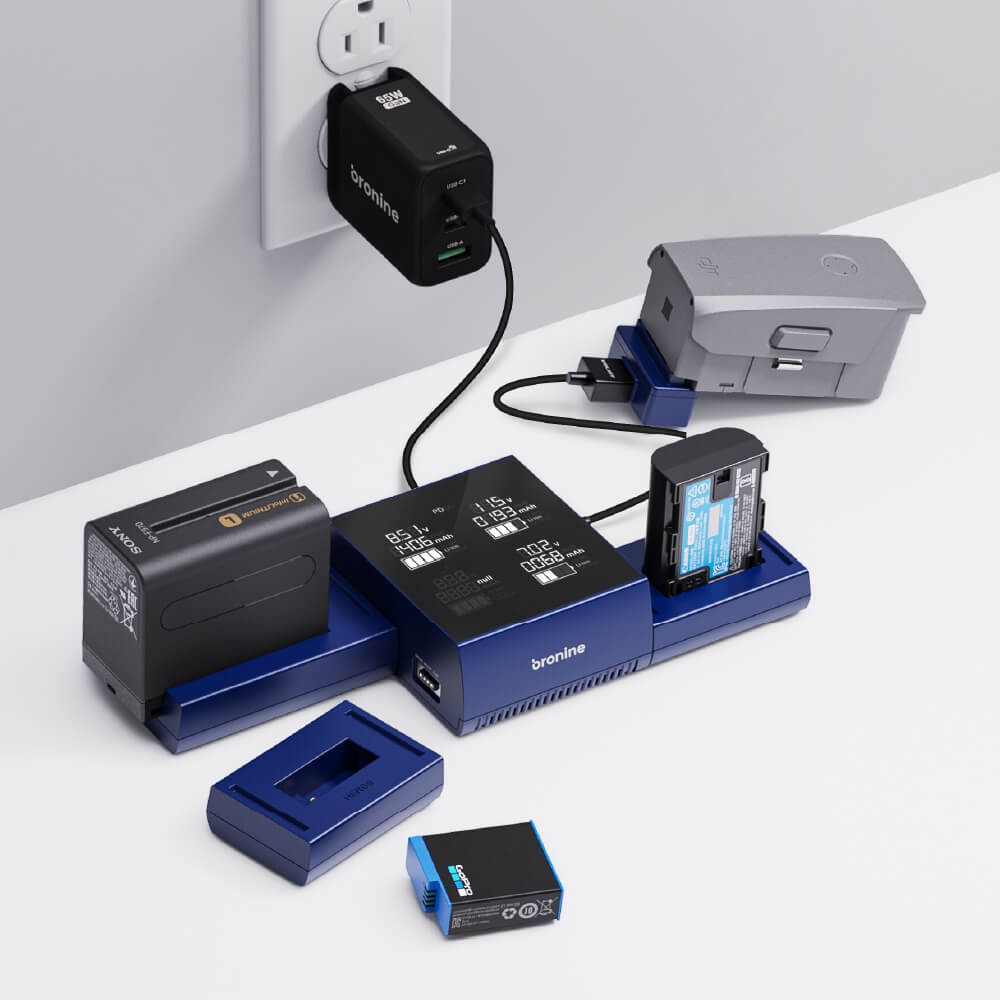 Adapter stacji dokującej do ładowarek Bronine 2-portowych i 4-portowych Adapter stacji dokującej do ładowarek Bronine 2-portowych i 4-portowych